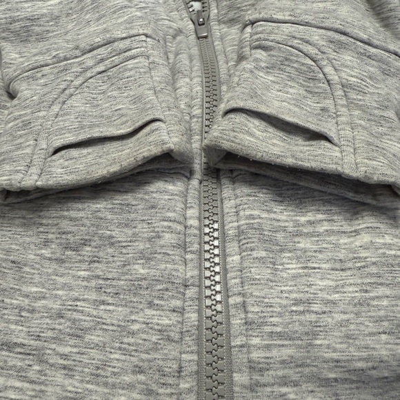 ATHLETA ZIP Up Hooded Jacket. Size Medium. Good Preloved. - Picture 4 of 10